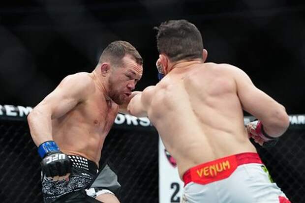 Петра Яна признали автором сенсации года в ММА