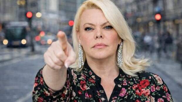 Чиновники взяли "под козырёк". А каково учителям? Поплавская сказала всё, что думает