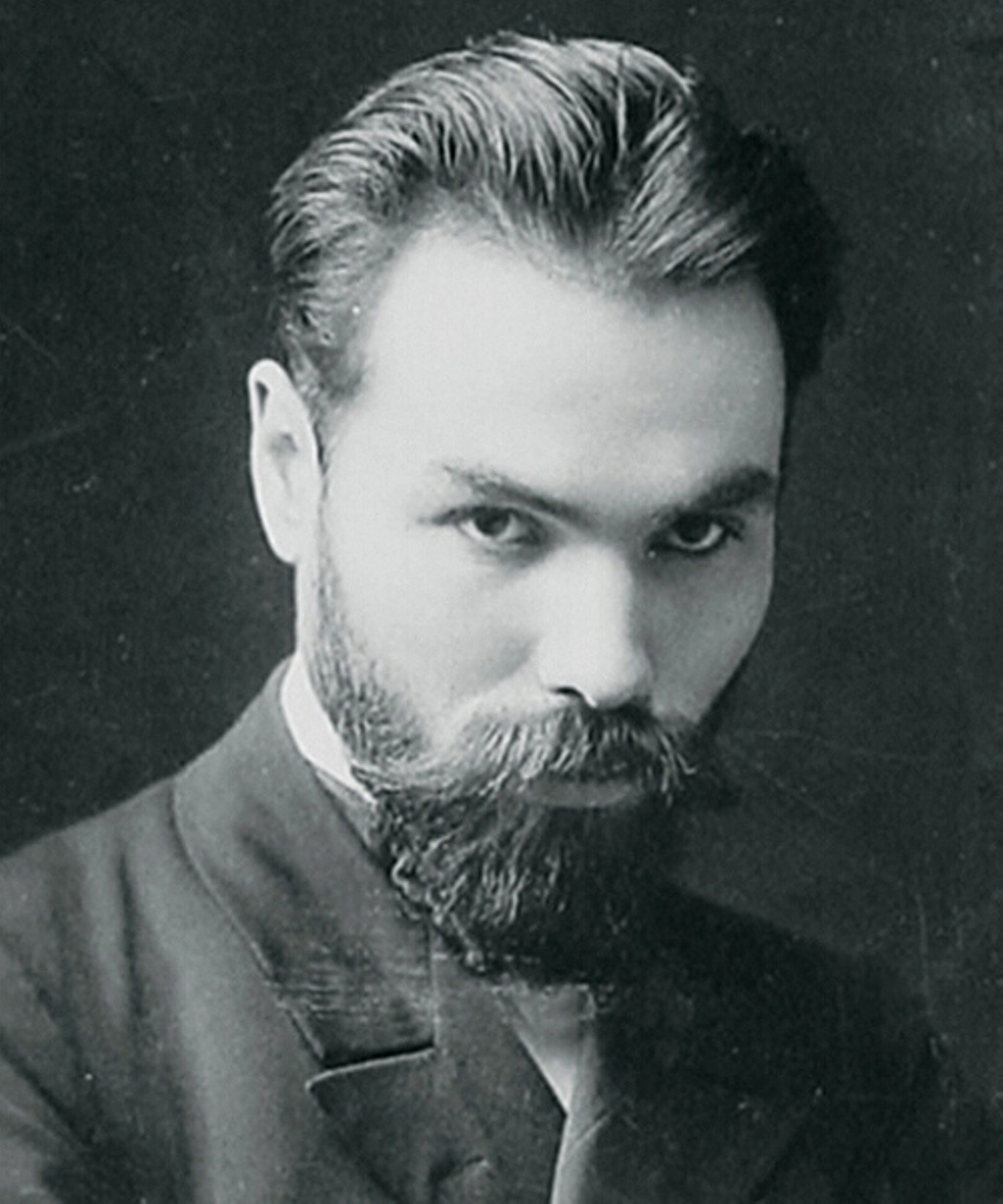 БРЮСОВ БРЮСОВ