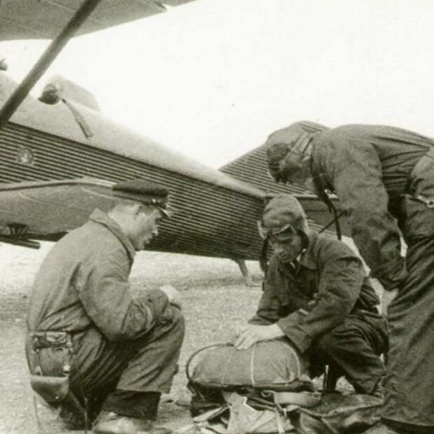 Авиар. Наши сверстники в конце 1930-х начале 1940-х гг умели прыгать с парашютом. Чем опасен авиар и авиар.