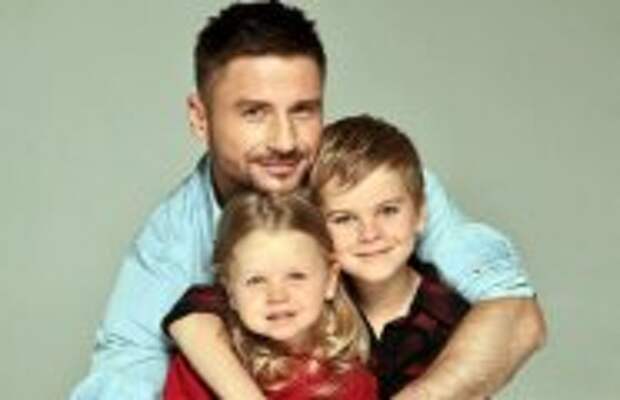 Шоу-бизнес: У детей Сергея Лазарева разные матери суррогатные, но одна биологическая: Как выглядят подросшие сын и дочь красавца-холостяка