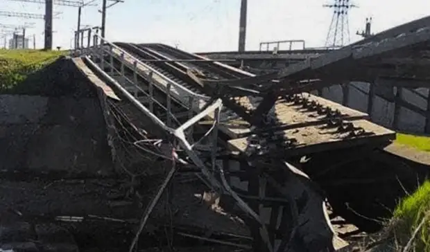 Губернатор Курской области Старовойт назвал обрушение жд-моста диверсией