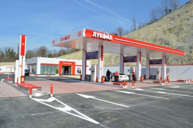 ФАС начала проверку 12 тысяч автозаправок