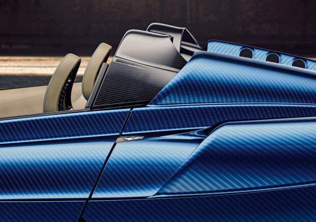 Pagani официально представил родстер Huayra за 2.3 миллиона евро pagani, спорткар, суперкар