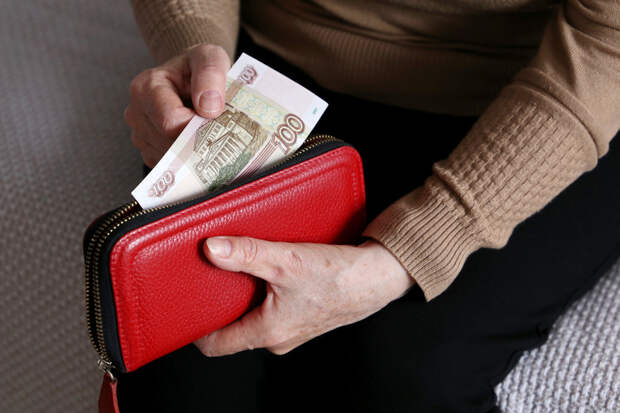 https://static.life.ru/publications/2022/5/23/916505633291.1709.jpg