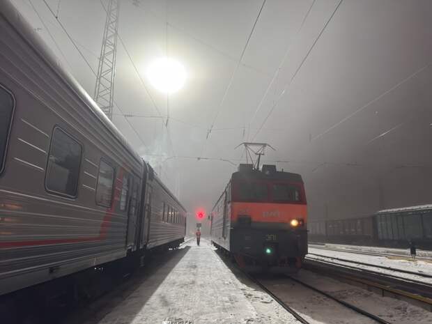 Напившуюся матерщинницу высадили из российского поезда на полпути