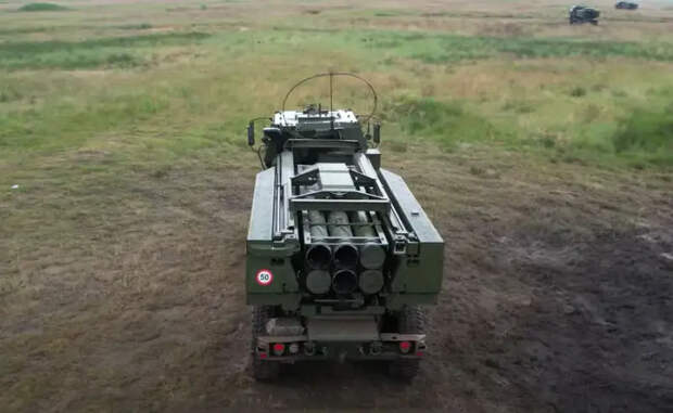 Американское издание со ссылкой на украинский отчёт: Снаряды Excalibur и ракеты систем HIMARS эффективны, но РЭБ русских сделала их в разы менее точными