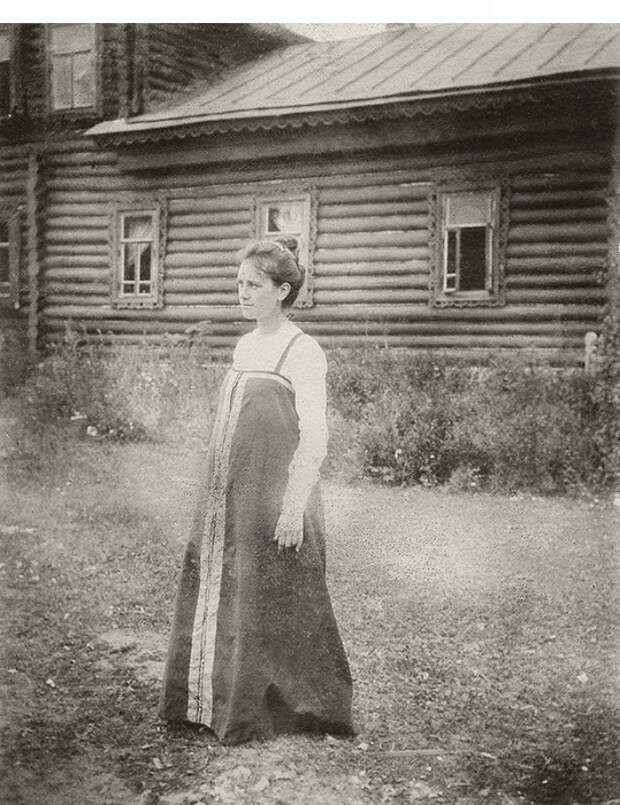 Юлия Кустодиева в Павловском. (июнь - август 1903 год). Кустодиев Борис Михайлович. Юлия Кустодиева в Павловском. (июнь - август 1903 год). Кустодиев Борис Михайлович.