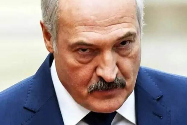 Лукашенко подписал закон о высшей мере наказания для чиновников. Нужно ли такое в России