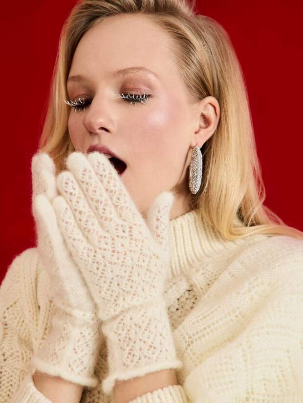 Воскресные вечера: Елизавета Базыкина и бренд Maag запустили новогодний спецпроект