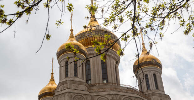 Православные верующие отмечают день памяти архангела Михаила