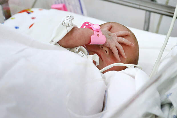 «Утром сказали — ребенок здоров, вечером — мертв»: ужасающие рассказы о роддоме в Новокузнецке, где погибли 9 младенцев