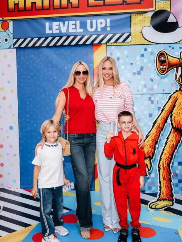 День рождения сына Виктории Лопырёвой