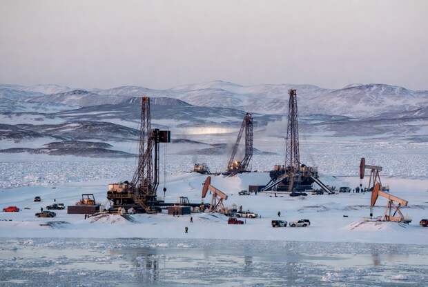 Шмаль озвучил условия развития добычи газа и нефти в Арктике