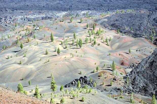 7. Вулкан Синдер Кон в Калифорнии интересно, необитаемые места, природа, удивительные места планеты, фото