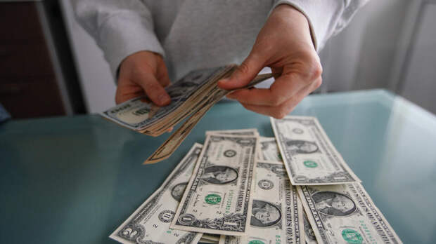 Трамп пообещал американцам выплаты по $2 тыс. к концу года