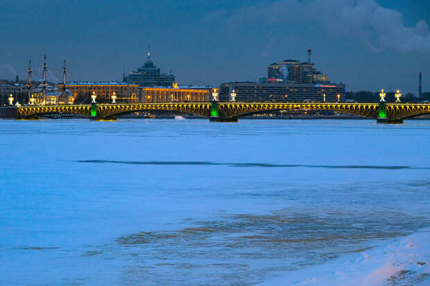 В Петербурге зажгут световую «ленту памяти» в 83-ю годовщину прорыва блокады