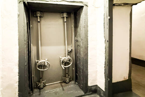 «На него упадет Солнце»: стало известно, какое оружие вскроет бункер Зеленского, словно консерву