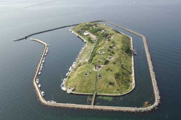 Форт Флакфортет (Fort Flakfortet), остров Сальтхольмреб, пролив Оресун, Дания интересное, крепости, мир, путешествия, укрытия, факты