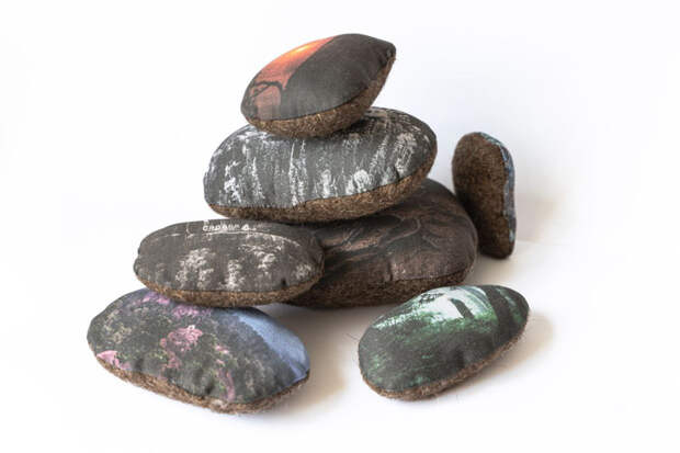Камни из шерсти