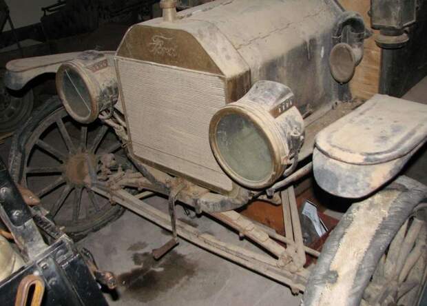 В амбаре нашли Ford Model T, который старше меня в 3 раза! Ему больше 100 лет! Ретро, Находка, Форд, Авто, США, Легенда, Длиннопост