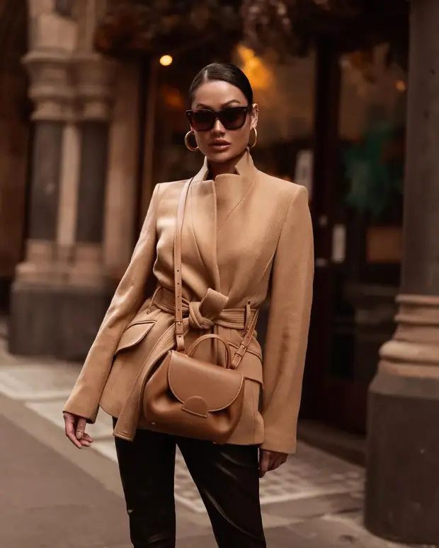 С чем носить пальто-пиджак: 15 изысканных и стильных примеров
