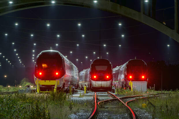 night stop  by Michael  Knudsen on 500px.com