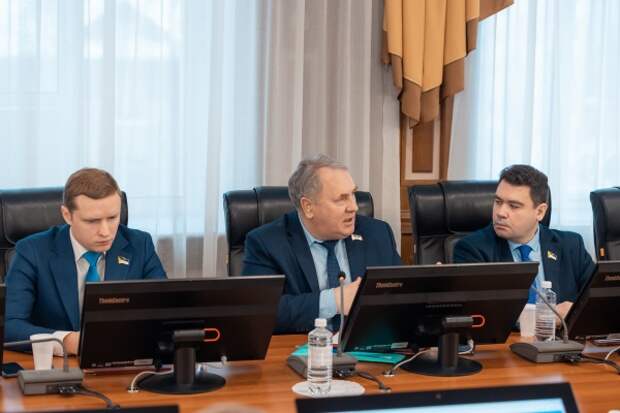 В Нижневартовске депутаты потребовали решить вопрос с парком Победы
