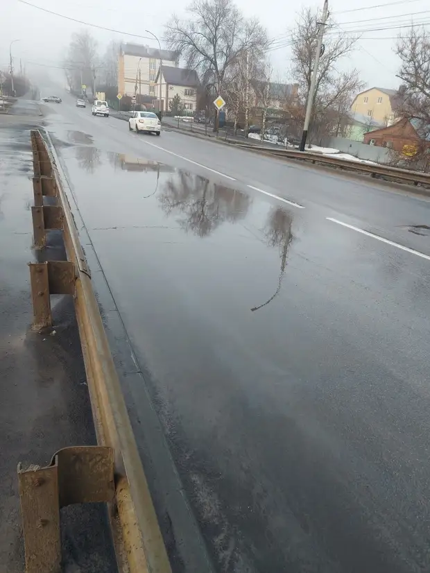 На отремонтированной в прошлом году в Тамбове улице образуются огромные лужи