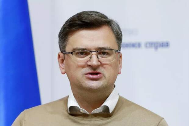 Вице-премьер Кулеба обвинил Россию в нападении на суда в Черном море