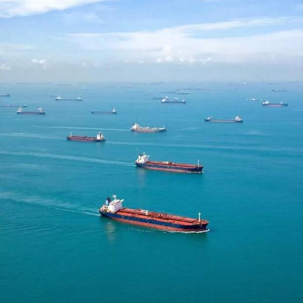 Сотни танкеров застряли в Персидском заливе