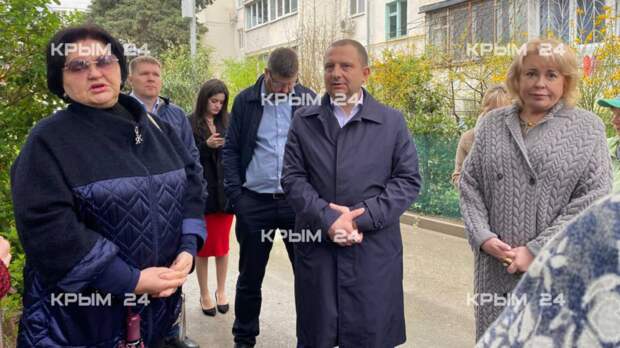 В Ялте местные жители и власти обсуждают проблемы улицы Кривошты