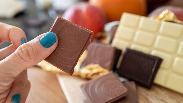 Россиянам рассказали о значении сильной тяги к сладкому