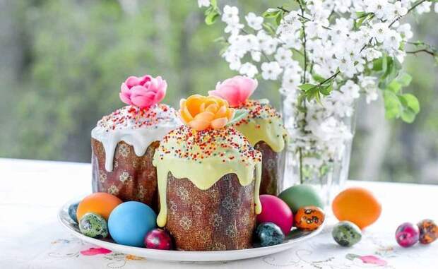 Пасхальная корзина «потяжелела»: сколько стоит встретить главный православный праздник в этом году