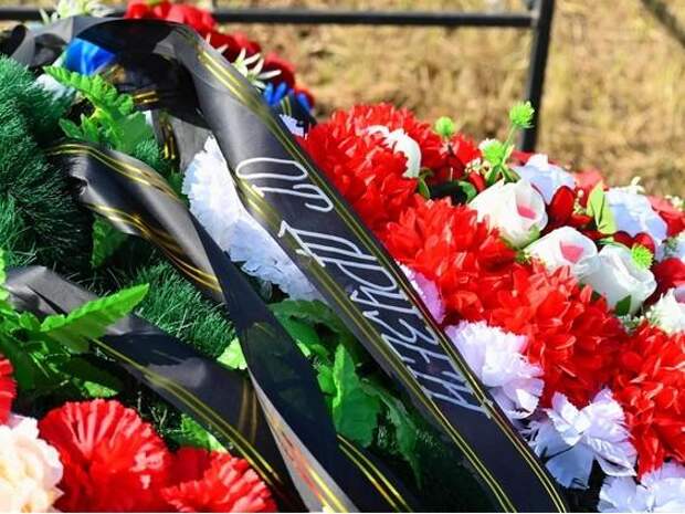 В Байкальске похоронили 14-летнего Ойбека Бондурского, которого зарезал друг