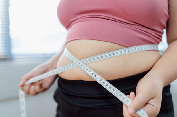 Женщина увидела свою фотографию из отпуска и похудела на 51 килограмм