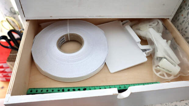 Листайте вправо