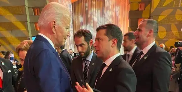 В Киеве готовят новый миф?