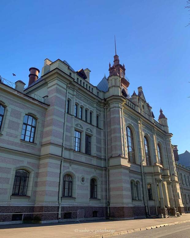Познаем Петербург