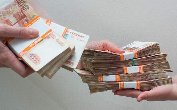 Россияне потратили рекордную сумму на выплату штрафов за нарушение ПДД