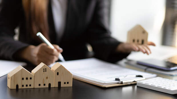 Нотариус пояснила, какие условия можно прописать наследнику в завещании