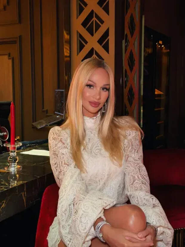 Виктория Лопырёва