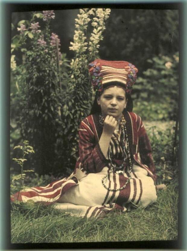 Вера Козакова в народном костюме, 1914 100 лет назад, история, кадр, люди, россия, фото