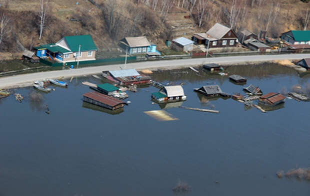 Паводок в России: на востоке страны разливаются реки