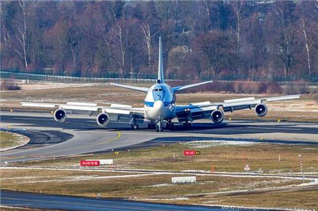 Boeing E-4