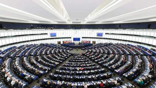 В странах Евросоюза начались выборы депутатов Европарламента