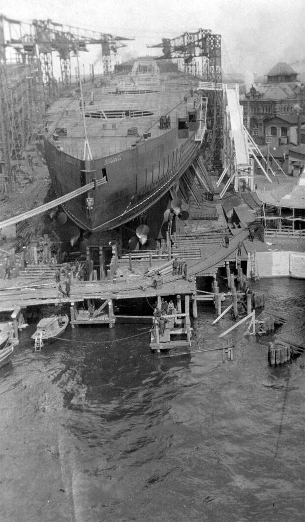 Линейный крейсер «Измаил» на стапеле завода «Руссуд». 1915 г.