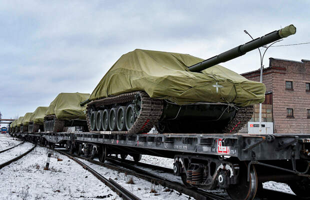 Зачем Москва оснастила «продвинутыми» танками базу в Таджикистане