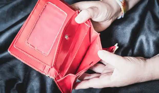 В Пенсионном фонде рассказали, почему в марте у омичей уменьшилась пенсия