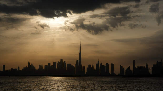 Дубай пустеет: туристы покидают город из-за эскалации на Ближнем Востоке